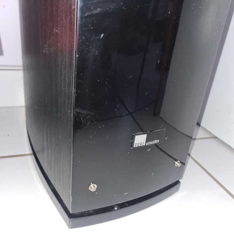 Yamaha Rx-a810 Receiver & Pure acoustics Supernova 5F speaker set.