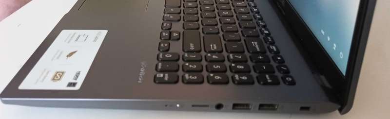 HIGH SPEC*10th GEN*i5*ASUS VIVO BOOK X509* 20GB DDR4 RAM*512GB SSD*1TB HHD-HD!!!