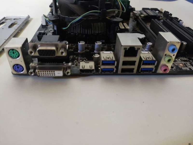 i7 4790 Upgrade Combo**H97 Foxconn 4 Ram slot Motherboard with 16GB Ram**
