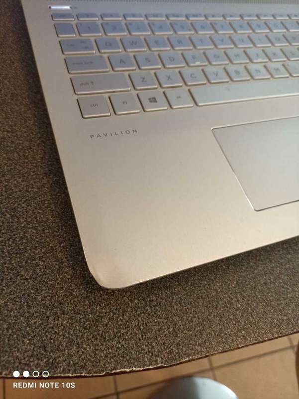 HP PAVILION 15 Bang & Olufsen i7 7th generation