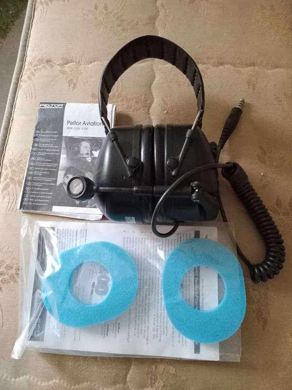 Helicopter headset, make: Peltor Aviation, Model No. 8103