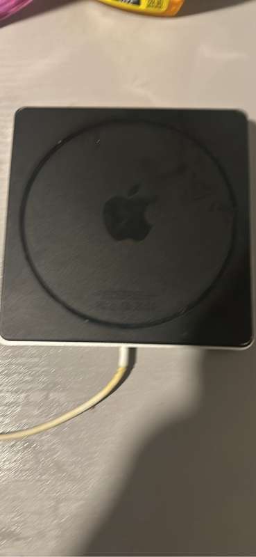 Broken electronics apple & Samsung