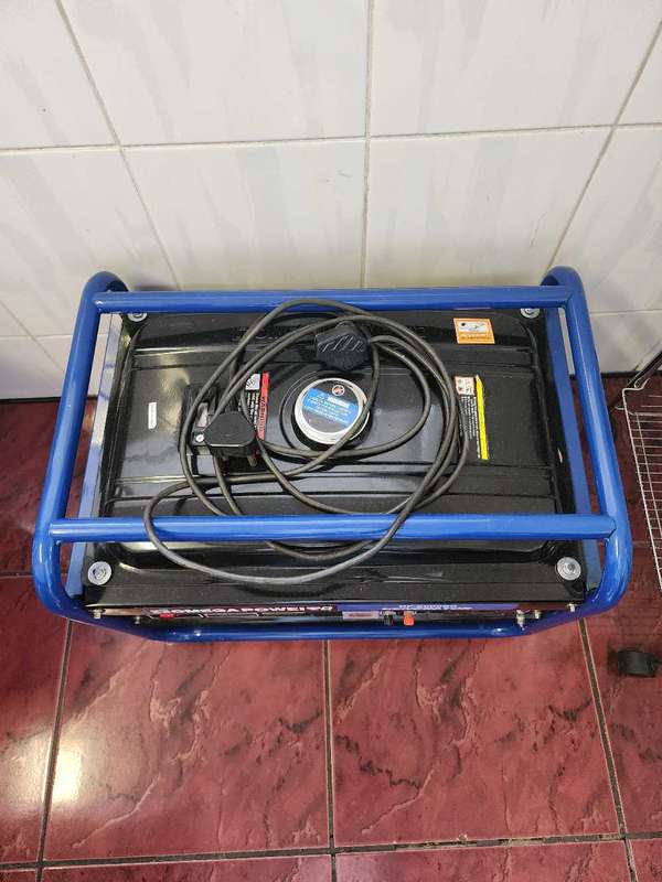 Generator- Omega OP-2800DC