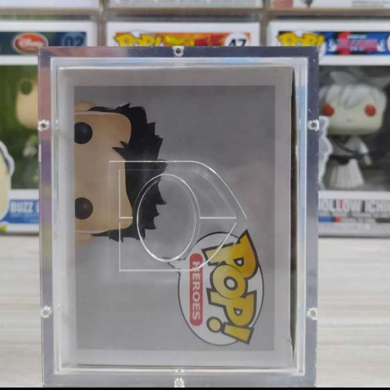 DC UNIVERSE Superboy #31 Funko Pop