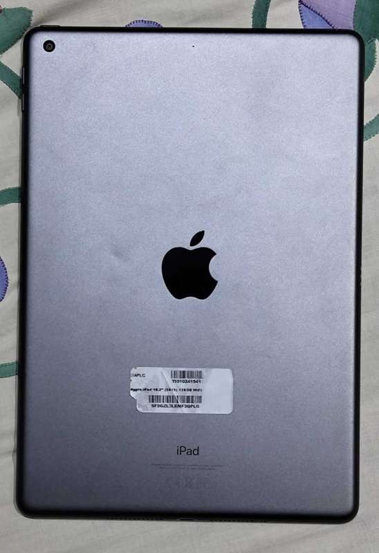 Apple iPad 10.2 (7th GEN) 128GB Wi-Fi 2019 (Pre Owned)