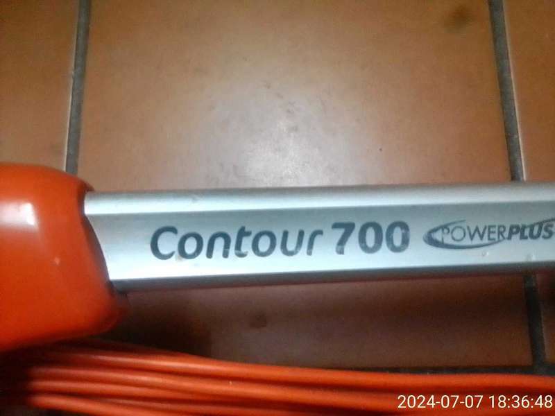 FLYMO ELECTROLUX CONTOUR 700 WEEDEATER
