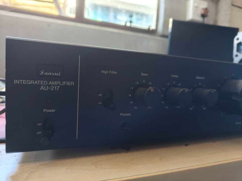 Sansui AU217 vintage amplifier