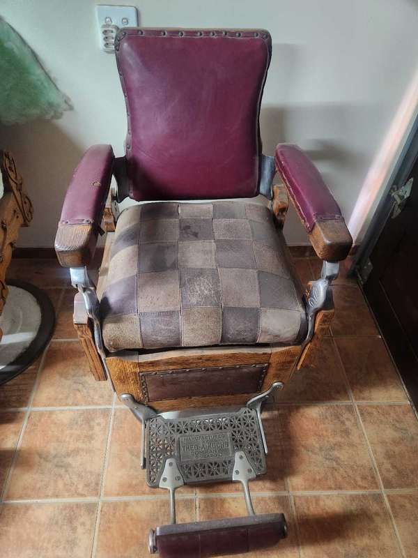 Late 1800 koch barber chair