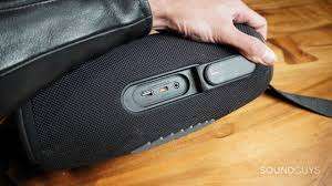 JBL Xtreme 3 party boost BT speaker with aux
