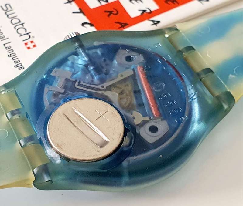 STUNNING VINTAGE SWATCH -  MODEL GZ 118