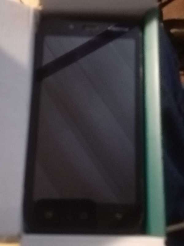 Hisense U964 cell phone 16gb