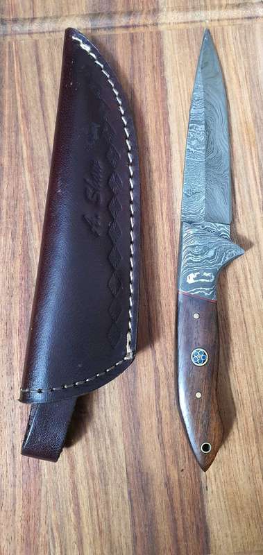 Handmade Damascus Knife