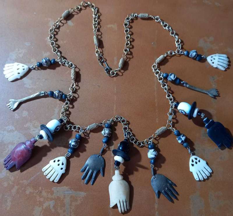 Vintage Penca de Balanganda All Hands on Neck Fetish Charm Necklace