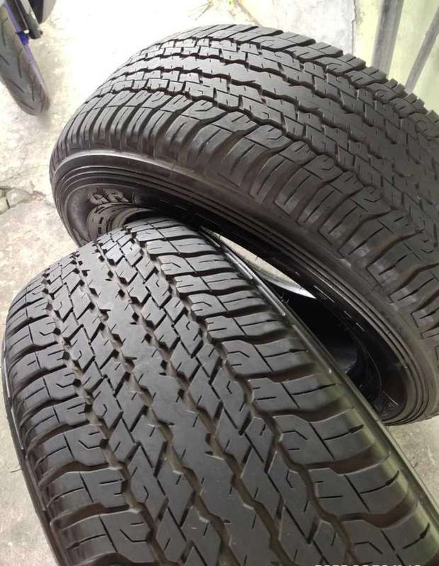 265/60/18 Dunlop Grandtrek All Terrain tyres. 80% life