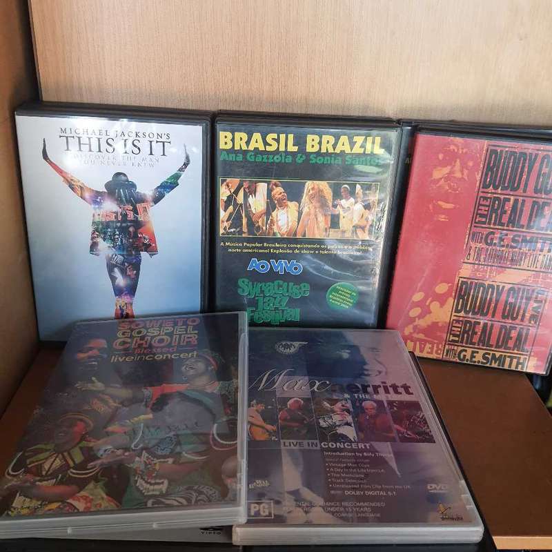 Lot of music dvd x10