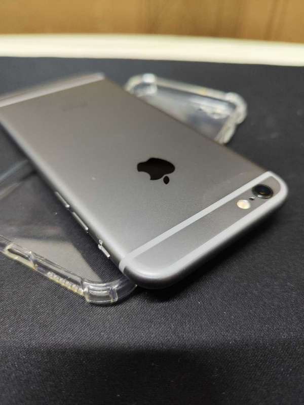 iPhone 6s 64 GB EXCELLENT CONDITION 99% Battery Health