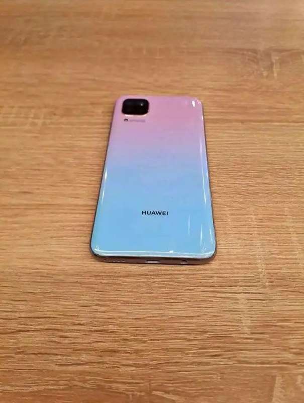 Huawei P40 LITE Excellent Condition
