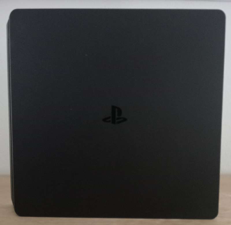 Playstation 4 Slim Console