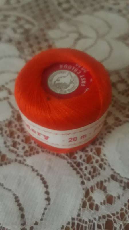 GOLD MEDAL EMBROIDERY THREAD 20M FAST COLOUR - TANGERINE