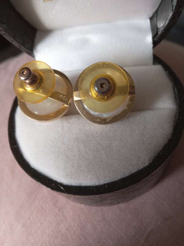 Pair Of 18ct Yellow Gold Mabe Pearl Stud Earrings