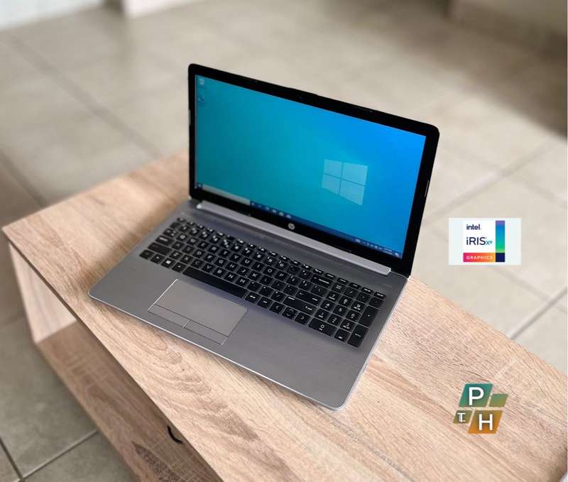 Hp 255 G7 Notebook PC, AMD RYZEN 5 3500U, Radeon Vega Mobile Gfx