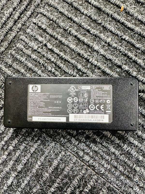 HP ProBook 430 G3 13.3` Intel Core i3 Notebook 4GB Ram 500GB HDD + 65W HP charger