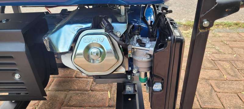 Mac Afric Almost-New Quick-Start Petrol Generator (WH6500E)