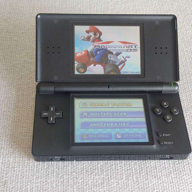 Nintendo Ds Lite Console +USB type charger