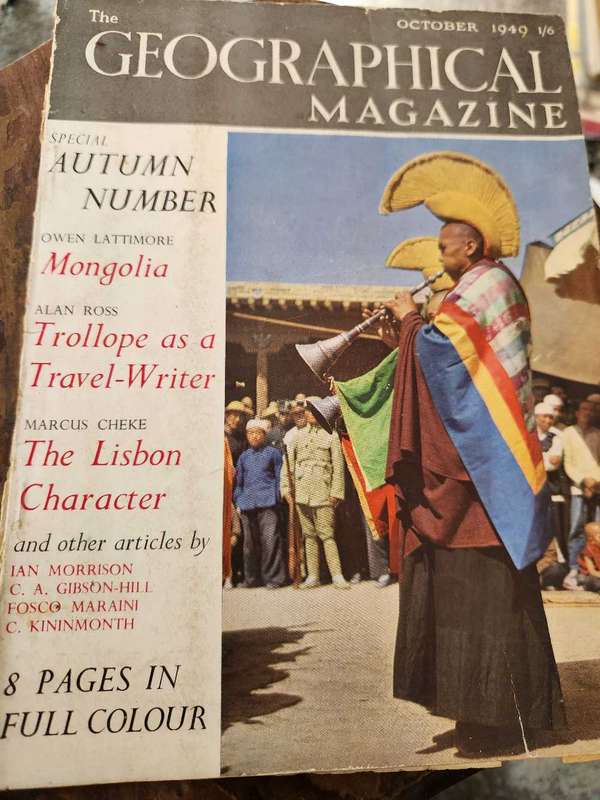 National Geographic 1949 - VERY collectible - shows definite wear but great for age