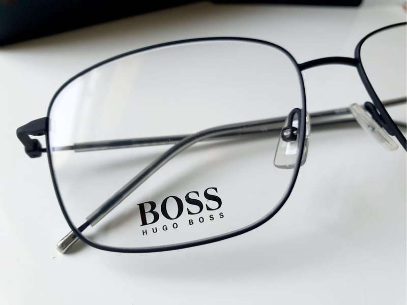 STUNNING FRAMES FROM HUGO BOSS - MODEL 1312 003 - VALUE R2500.00