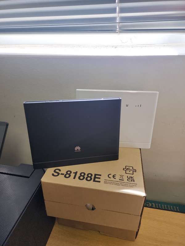 Huawei b315 4G router 2 for 1