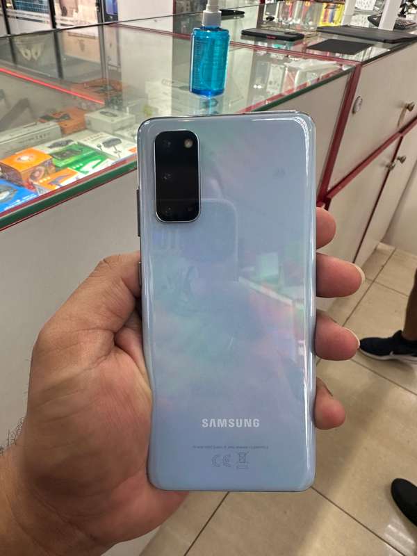 SAMSUNG S20 128GB SECOND HAND