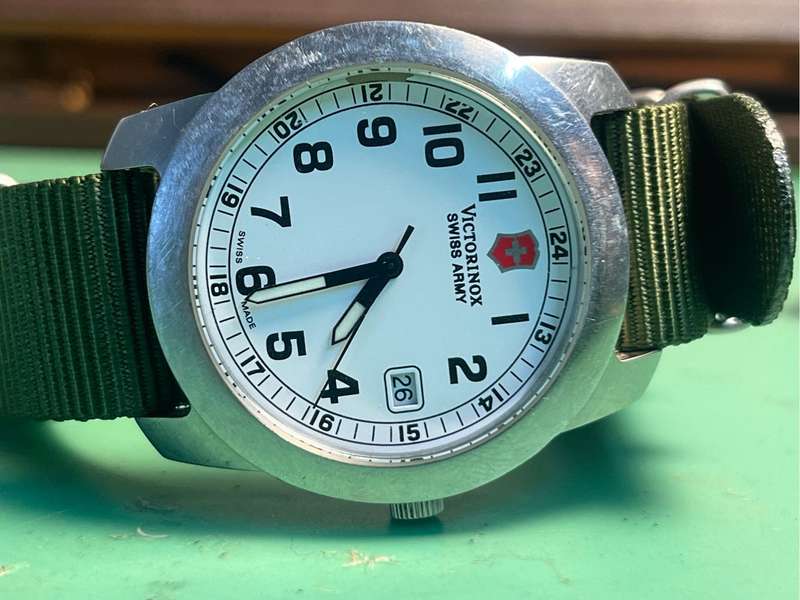 VICTORINOX SWISS ARMY WATCH