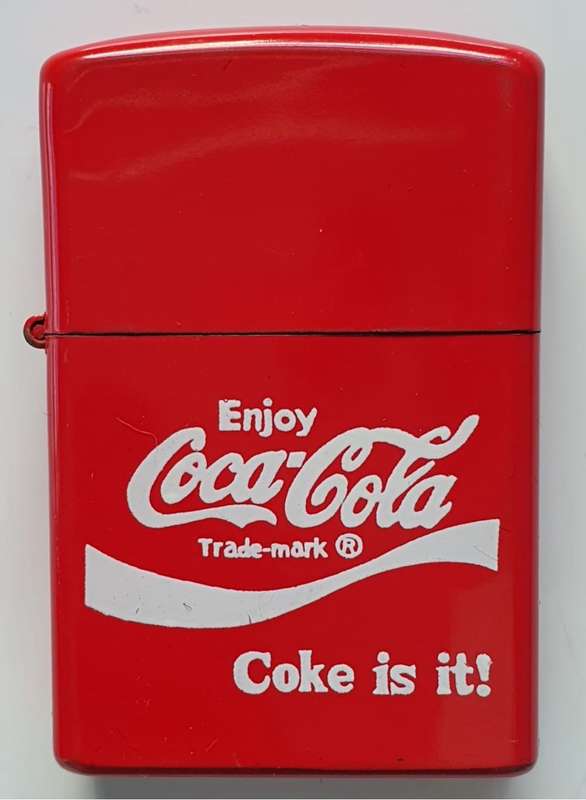 ORIGINAL ZIPPO COCA-COLA LIGHTER + FLINTS & PETROLEUM CAN IN BOX - RARE RARE RARE