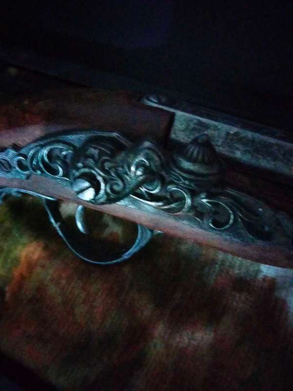 Flintlock pistol