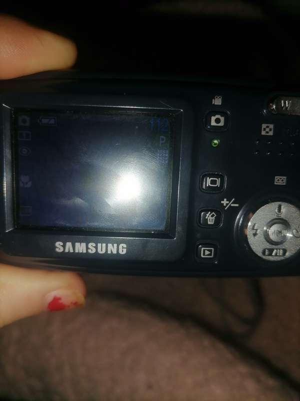 Samsung digimax battery operated camera
