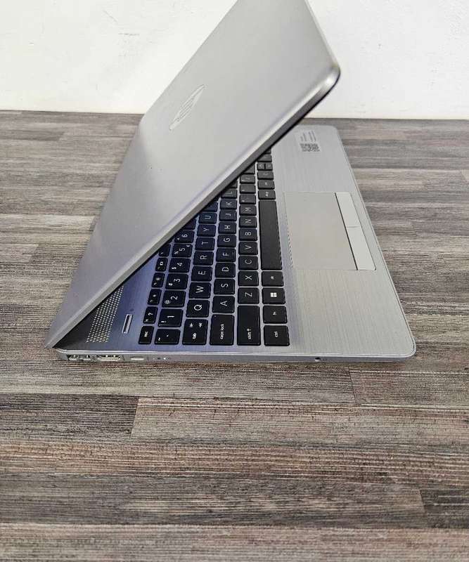 HP 255 G9 Laptop