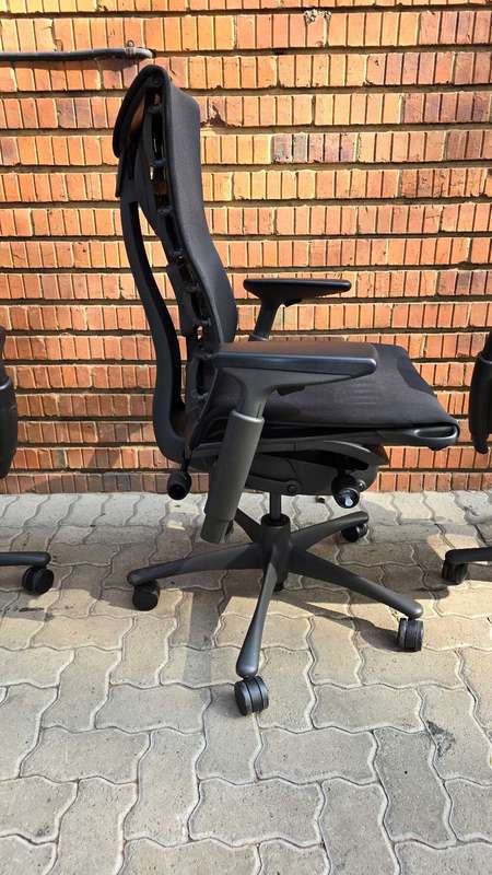 Herman Miller (EMBODY) Office Chair FULLY ADJUSTABLE