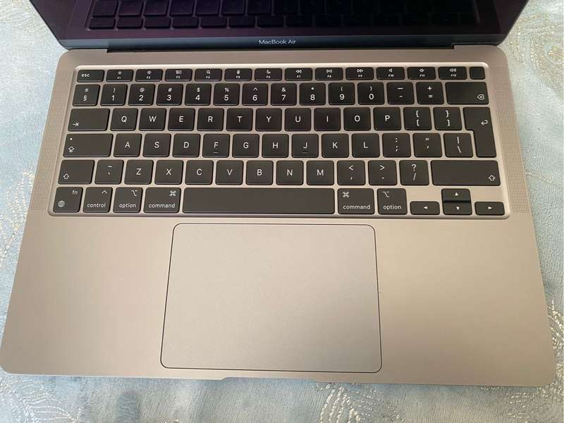 MacBook Air M1 13inch