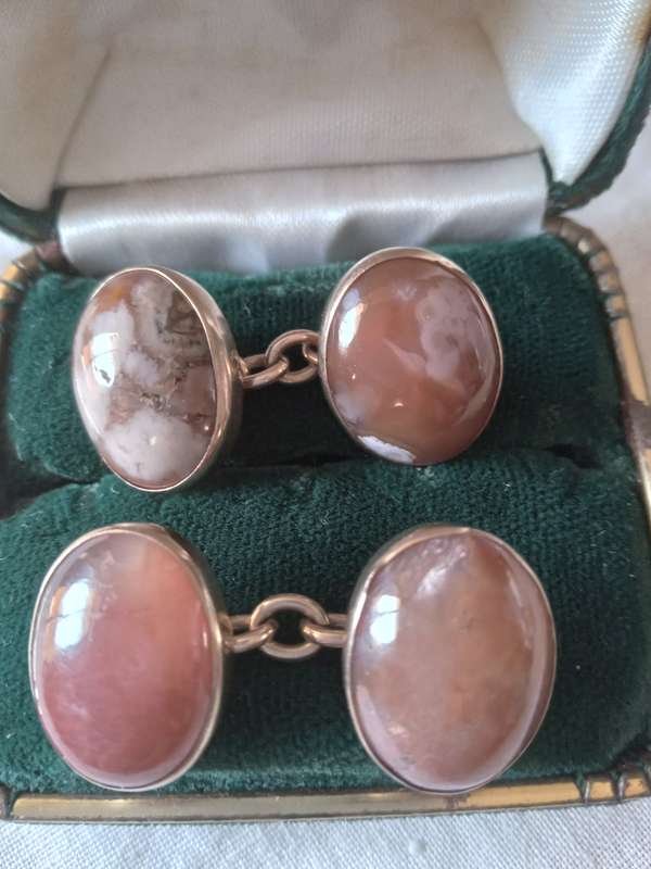 Vintage 9ct Gold And Carnelian? Double Sided Cuff Links