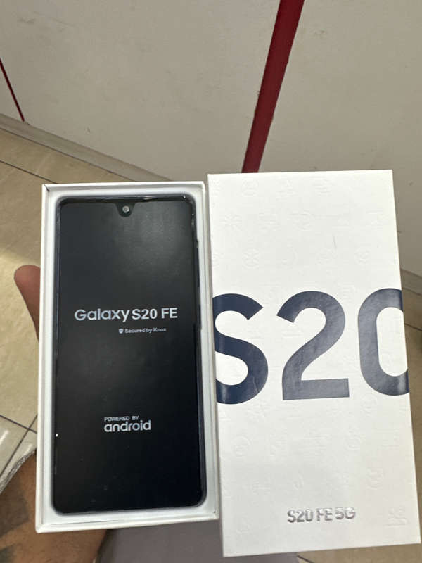 SAMSUNG S20FE 128GB