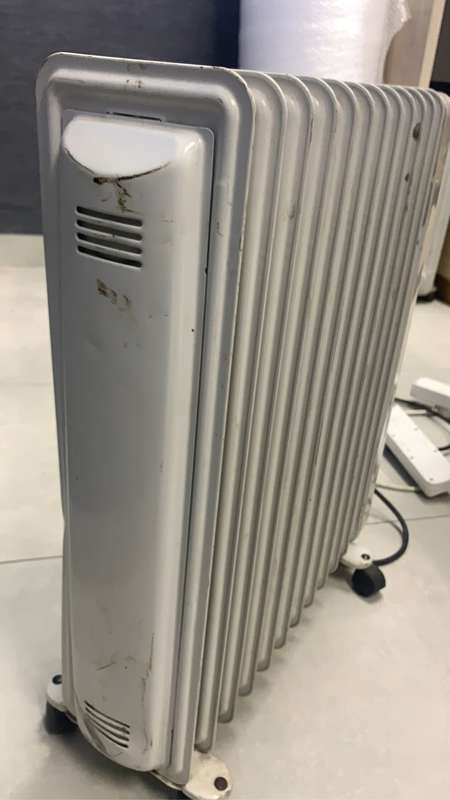 Delonghi  fin oil heater