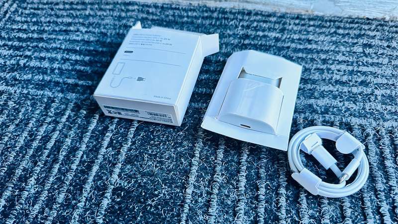 USB-C to Lightning Cable + USB-C Power Adapter 25w for Apple iPhone
