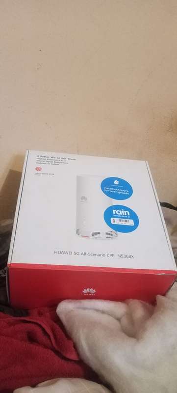 High End Huawei CPE N5368X 5G Router in box as new, no more slacking internet in your office or home