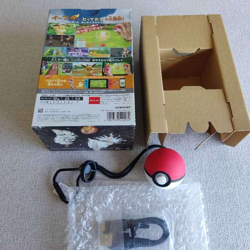 Pokéball plus for Pokémon Let`s go Eevee Nintendo Switch