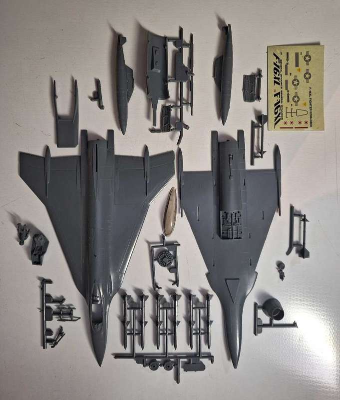 3 x Model planes