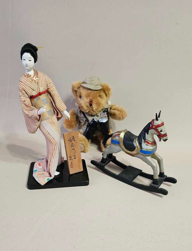 Vintage Toys & Chinese Figurine