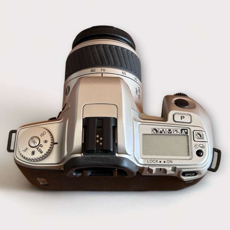 Minolta Dynax 404si 35mm Film Camera