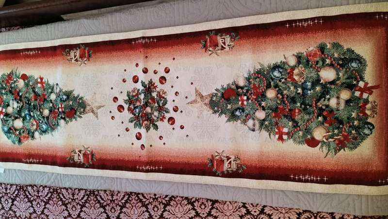Christmas Runner