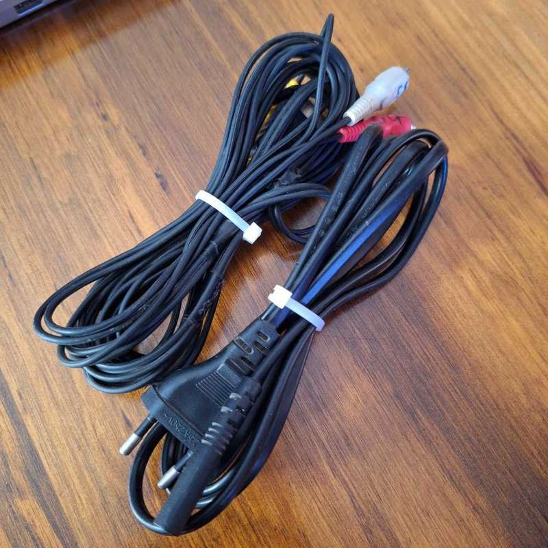 Playstation 2 Slim with Controller, Game and Cables